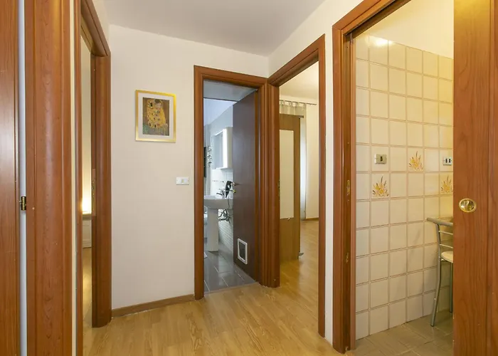 Appartement A 50 M Dalla Metropolitana Cornelia