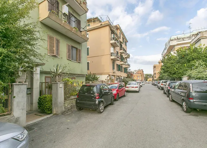 A 50 M Dalla Metropolitana Cornelia Appartement Rome